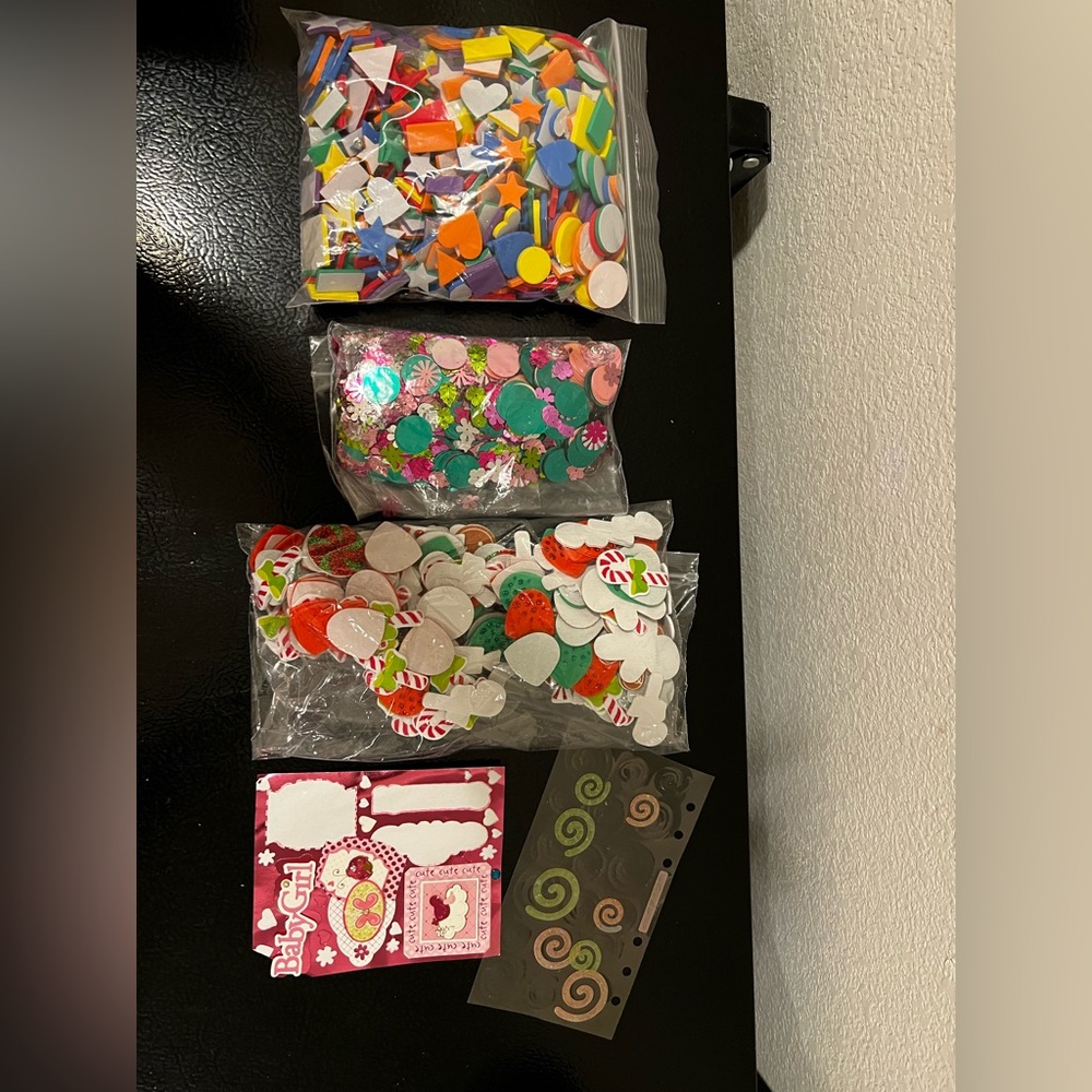 Colorful Scrapbook Bundle - Picture 8 of 11